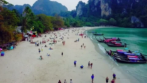 Railay beach at dusk Video stock 130909344