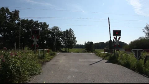 Railroad crossing Vídeo Stock 8508220
