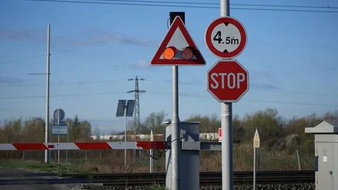 Railroad crossing warning lights Stock Footage 88408977