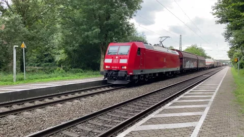 Railroad traffic on the Rollbahn Stock-Footage 171763336