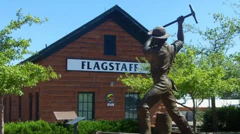 Railroad Worker Statue By Clyde Morgan- Flagstaff AZ Stock Footage