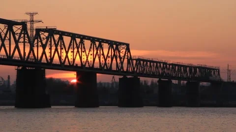 Railway bridge Stock-Footage 913775