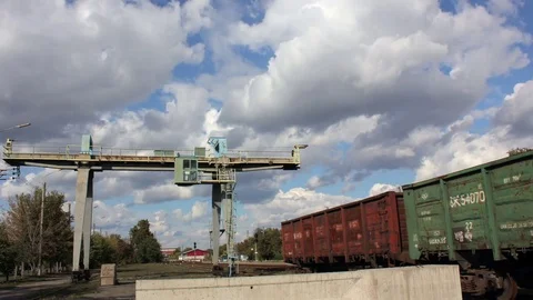 Railway crane Original Loop Stock-Footage 80989960