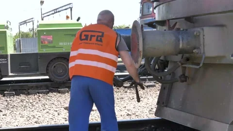 Railway Maintenance Worker 스톡 동영상 156811445