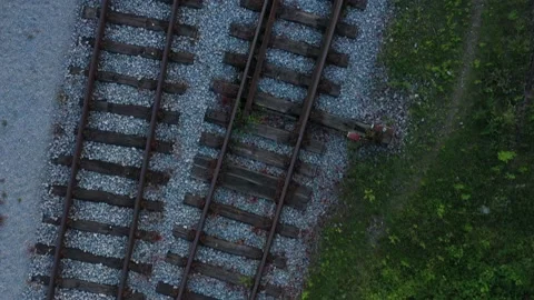 Railway tracks into the sunset 1 Stockbeeldmateriaal 132383439