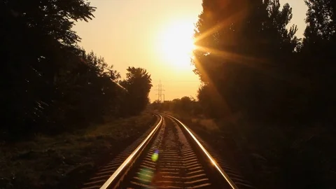 Railway tracks at sunset Vidéo 114609186