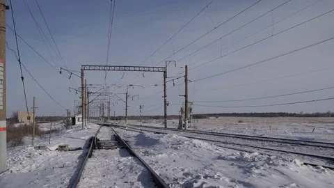 Railway in the winter day Видео 72628459