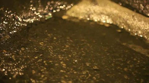 Rain bubbles reflection Vídeo Stock 37744097