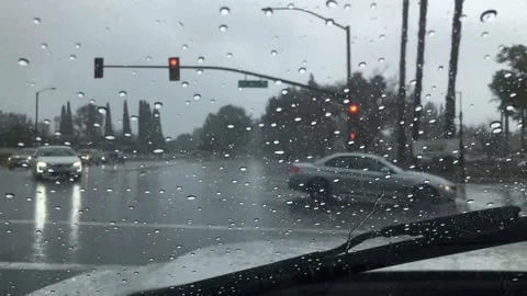 Rain Car Front View Traffic Lights Stockbeeldmateriaal 102928248