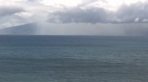 Rain Cells at 1.5x Speed Over Molokai 스톡 동영상 45846282