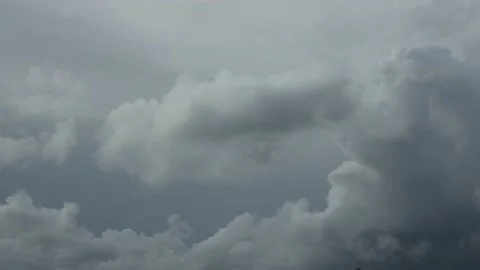 Rain clouds in timelapse Vídeos de archivo 221334337