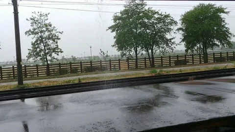 Rain drops fall from the roof Video stock 134933232