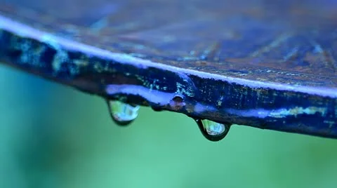 Rain drops falling from Sundial Video stock 10919842