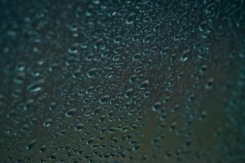 RAIN DROPS ON GLASS Foto stock