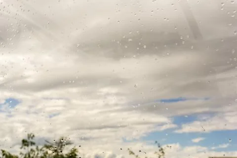 Rain drops on the outside of a window Foto stock