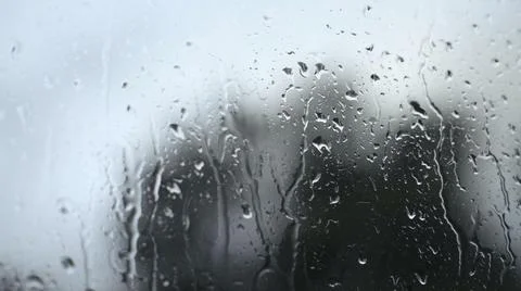 Rain Drops On Window. Atmospheric Effect With Raindrops Foto stock