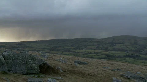 Rain falling over hills and mountains Video stock 507532