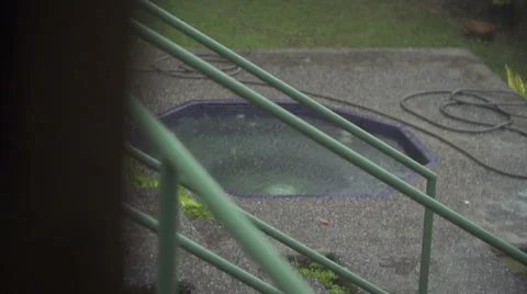 Rain by jacuzzi 스톡 동영상 52111724