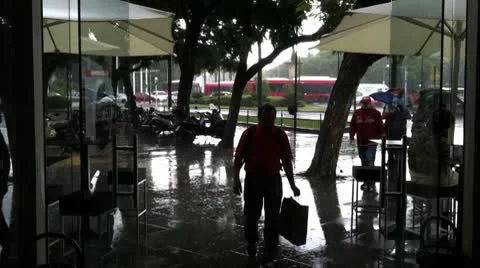 Rain Outside a Restaurant Video stock 10729219