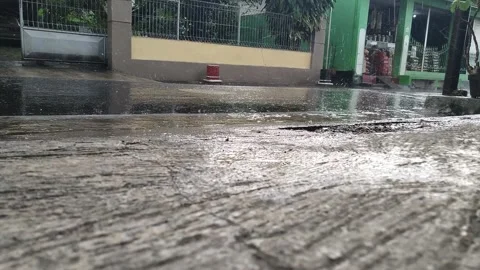 Rain water flow Stock Footage 213506768