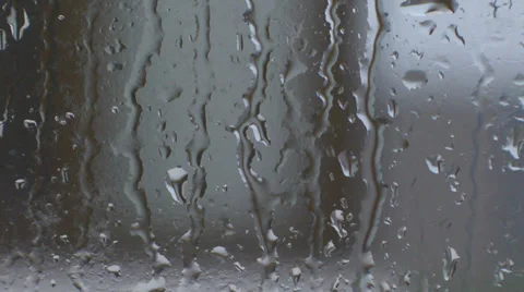 Rain on window Vídeo Stock 34169624