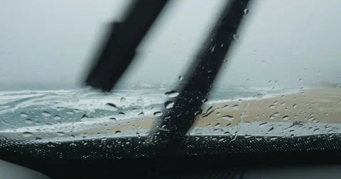 Rain on the windshield Vídeo Stock 110702772