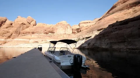 Rainbow Bridge dock pan left Stock Footage
