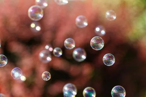 The rainbow bubbles from the bubble blower Foto stock
