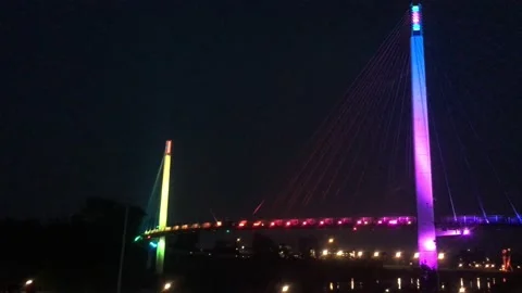 Rainbow Colored Bridge at Night Stockbeeldmateriaal 171438568