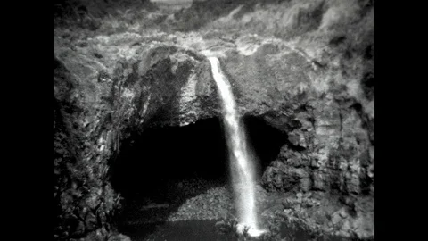 Rainbow Falls on the Big Island Stock Footage 89708752