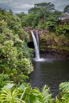 Rainbow Falls 库存照片