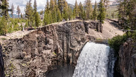 Rainbow Falls time lapse A 스톡 동영상 115632852