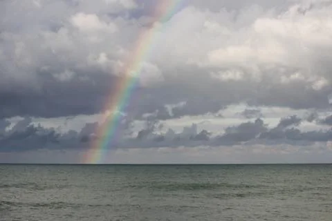 A rainbow going down on the Black Sea. Foto stock