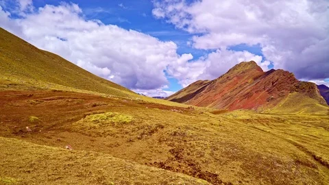Rainbow Mountains Peru 動画素材 85393222