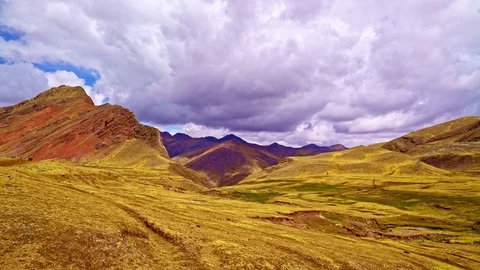 Rainbow Mountains Peru 動画素材 85394176