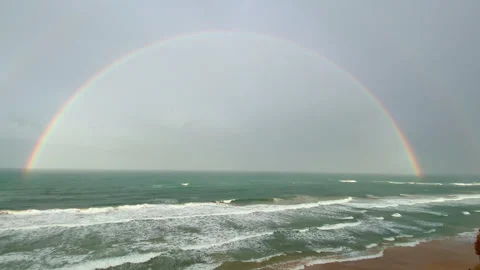 Rainbow at sea during winter Vidéo 346222374