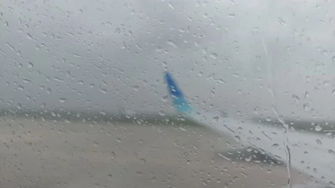  Raindrops (2) Video stock 229079697