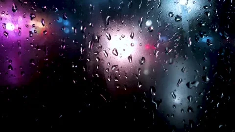 Raindrops on the car window at night. Night highway, cars of rain car window. Stock-Footage 291450862