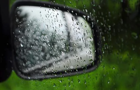 Raindrops on the car window Foto stock
