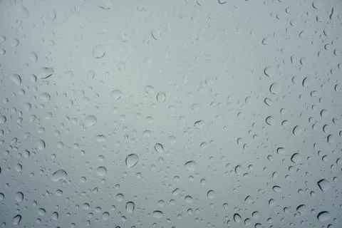 Raindrops on glass Stockfoto's