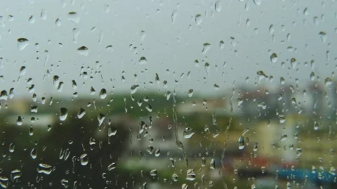 Raindrops on the window glass. Video stock 221413306