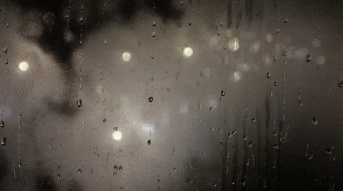Raindrops on a windowpane Vidéo 54603684