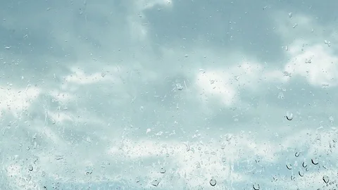 Raindrops on a windowpane 库存影片 78492076
