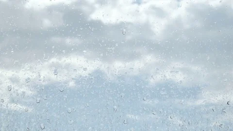Raindrops on a windowpane 库存影片 78492168