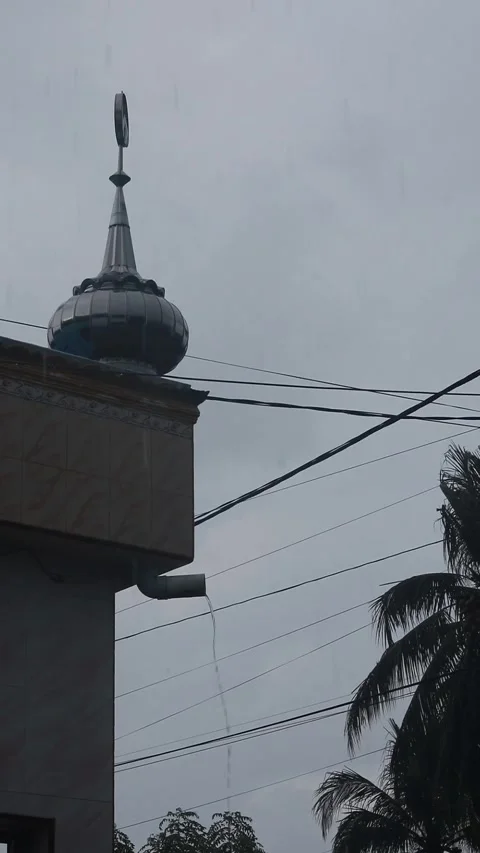Rainfall on the Mosque Tower in the Evening Stock Footage 260467656
