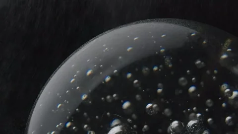 Raining on a glass ball Видео 142346631