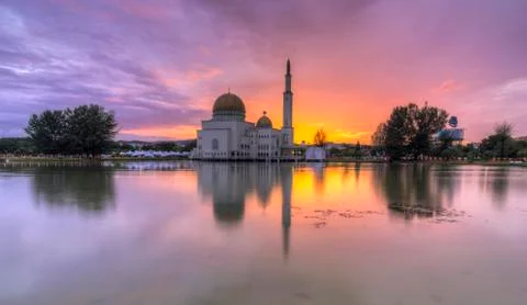 Raining Sunrise 스톡 사진