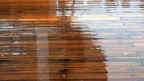 Raining on wooden floor Video stock 83515295