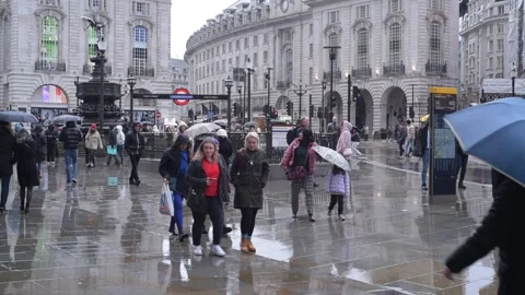 A Rainy Day at Piccadilly Circus Stock Footage 229898616