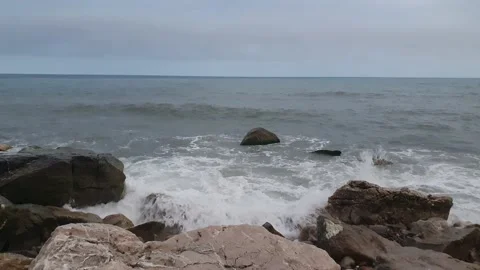 Rainy day seascape rocks 動画素材 191893489
